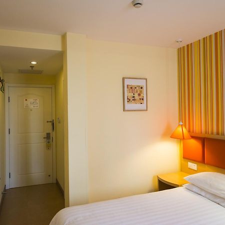 Home Inn Shanghai Xujiahui Road Mengzi Road Ngoại thất bức ảnh